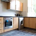 Beautiful 3 Bedroom Edinburgh Home