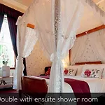 Ecosse International, A 4 Star Tourism Board Accredited Property
