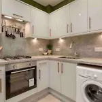 Cosy 2 Bedroom Flat In Edinburgh