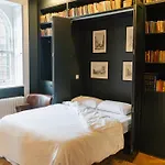 Royal Mile Apartments