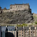 Castle Vista, Grassmarket Apartment