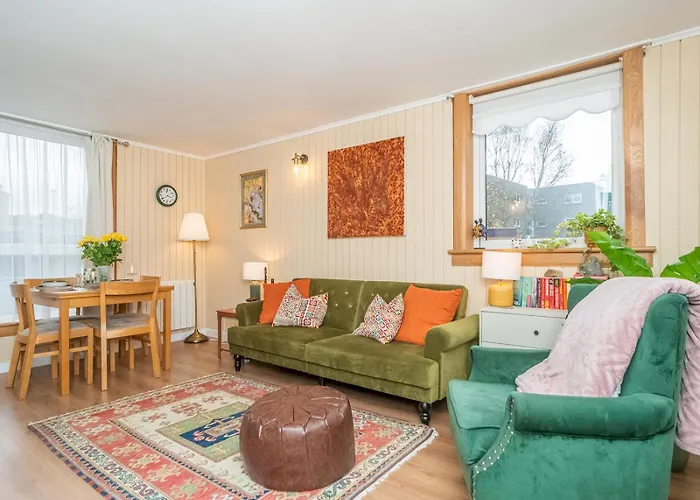 1 Bedroom Beachside Apartment Edinburgh Pass The Keys