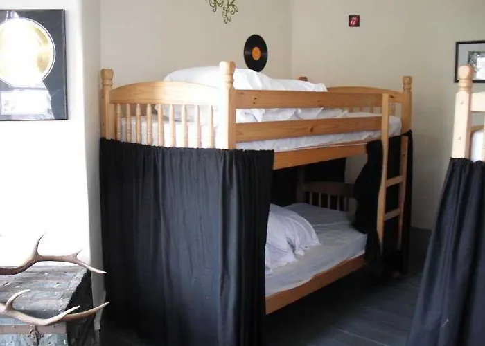 Art Roch Hostel