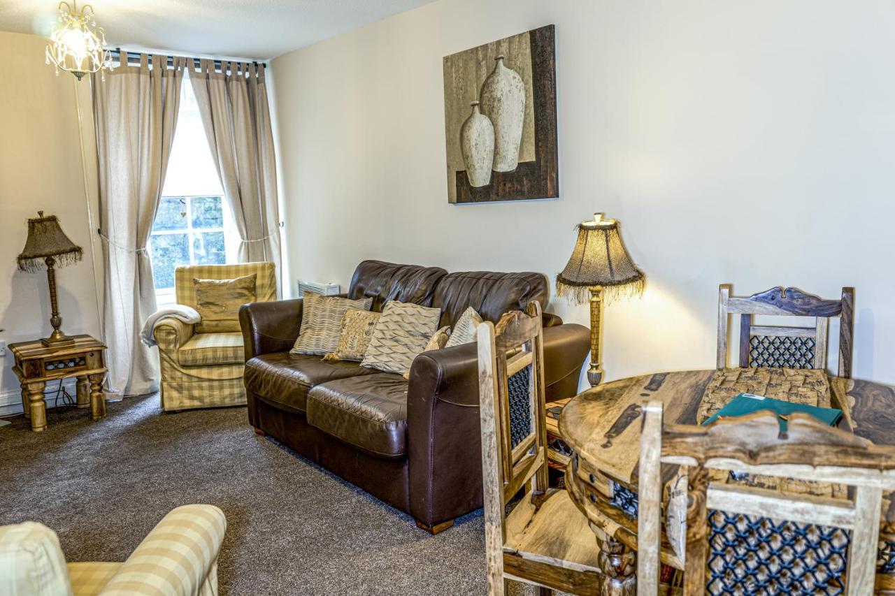 Silver Lining - Quiet St Patrick City Apartment *
