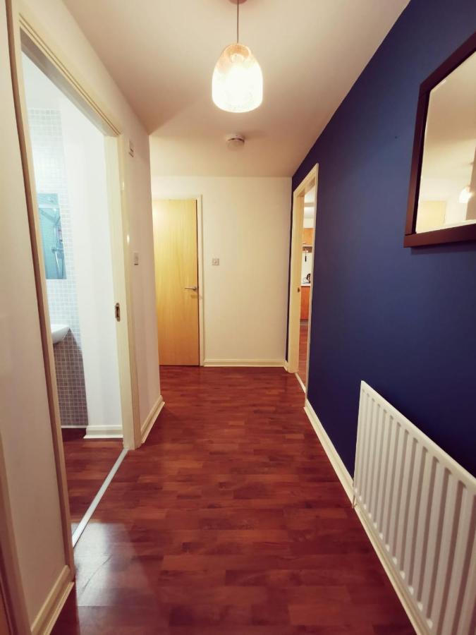 Apartment Modern 2 Bedrooms Flat Near Citycentre Sleep For 6 EDI