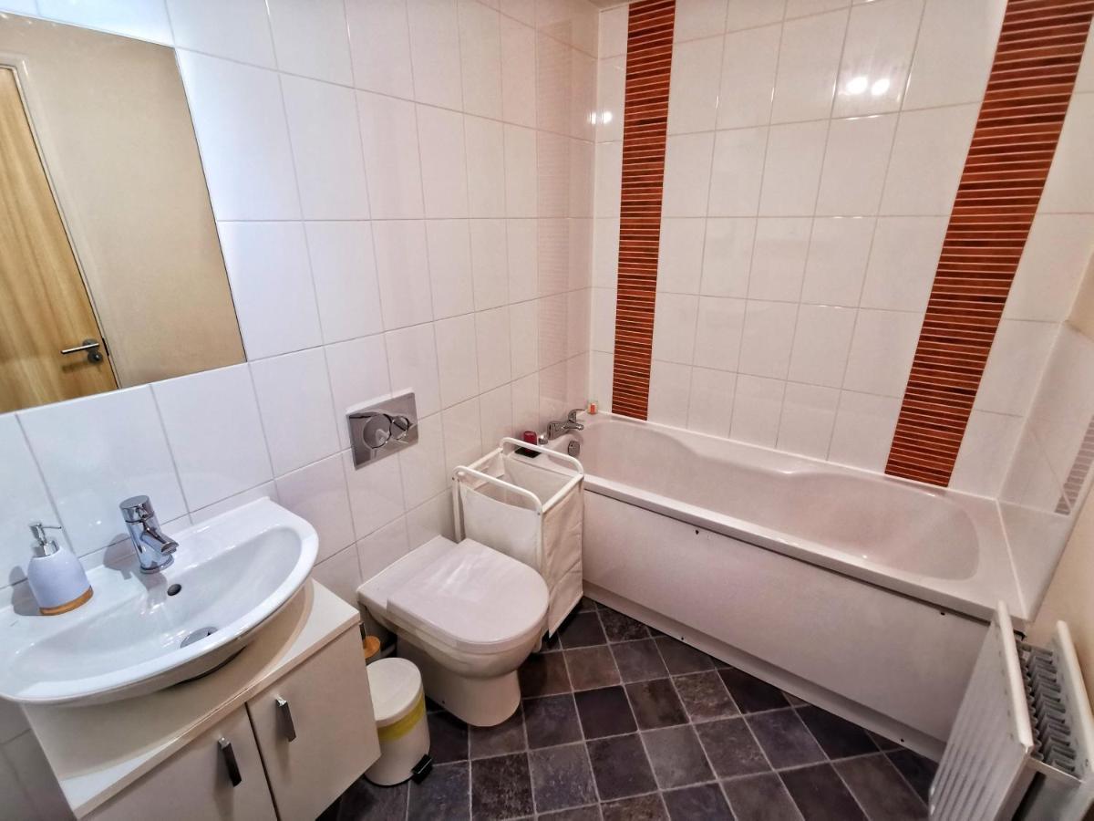 Modern 2 Bedrooms Flat Near Citycentre Sleep For 6 Apartment *