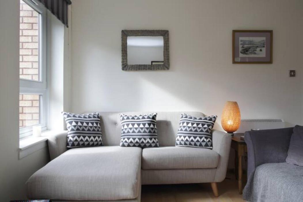 Apartment Pass The Keys Cosy And Bright 2 Beds Flat With - Free Parking