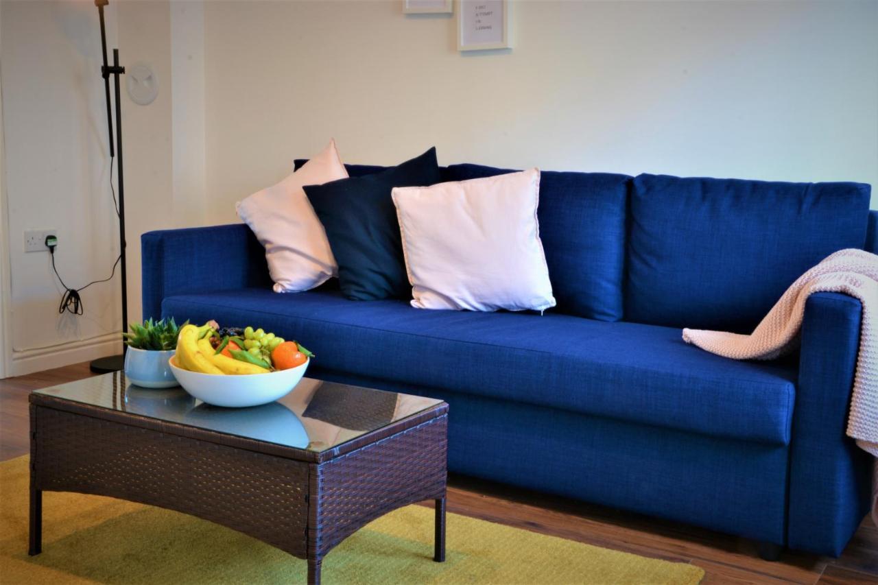 Peaceful Lovely&modern Entire House Hébergement de vacances *