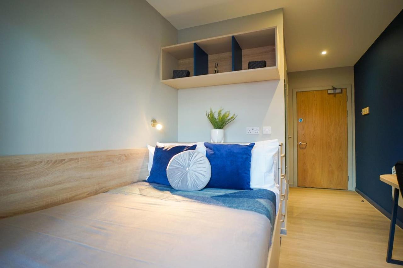 Apartment Bright Modern And Private Bedrooms With Shared Kitchen At Straits Meadow Near Centre Edinburgh