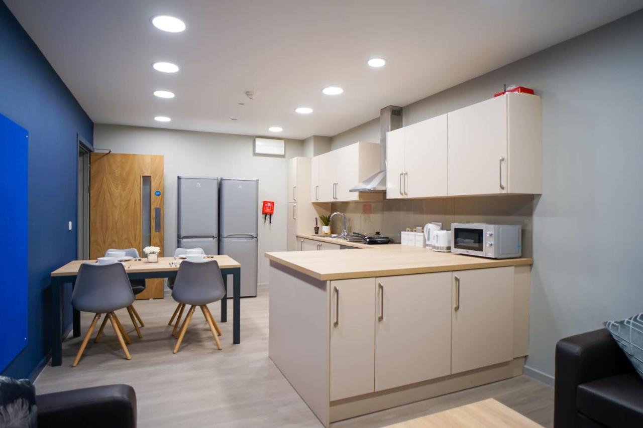 Apartment Bright Modern And Private Bedrooms With Shared Kitchen At Straits Meadow Near Centre Edinburgh