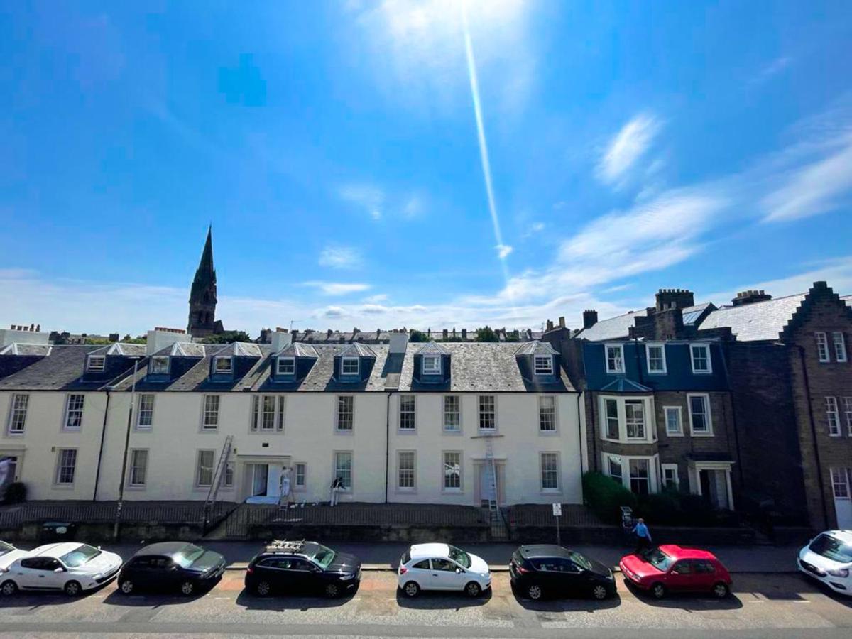 Remarkable 5br Townhouse With Garden, Sleeps 12 Apartment *