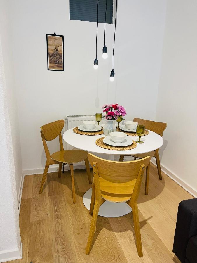 Ground Floor 1 Bedroom Flat In The Centre * Edinburgh