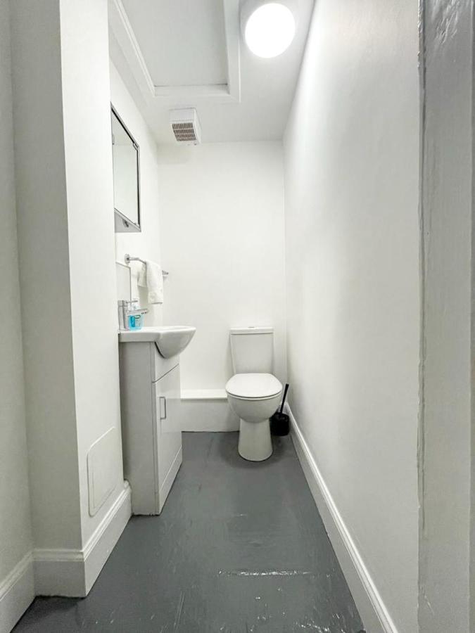 Apartment Remarkable 5br Townhouse With Garden, Sleeps 12 Edinburgh