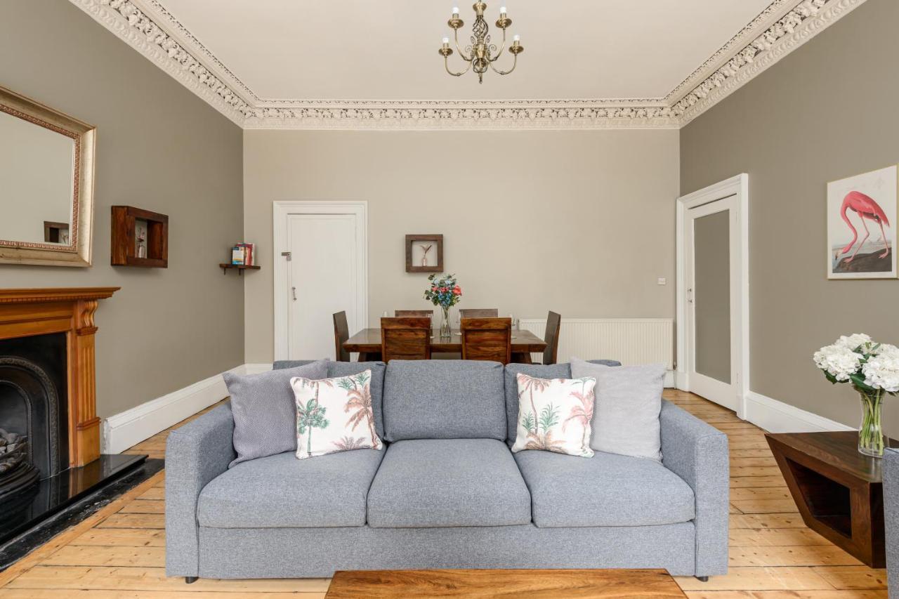 2 Bed Old Town - Next To Castle Apartment EDI