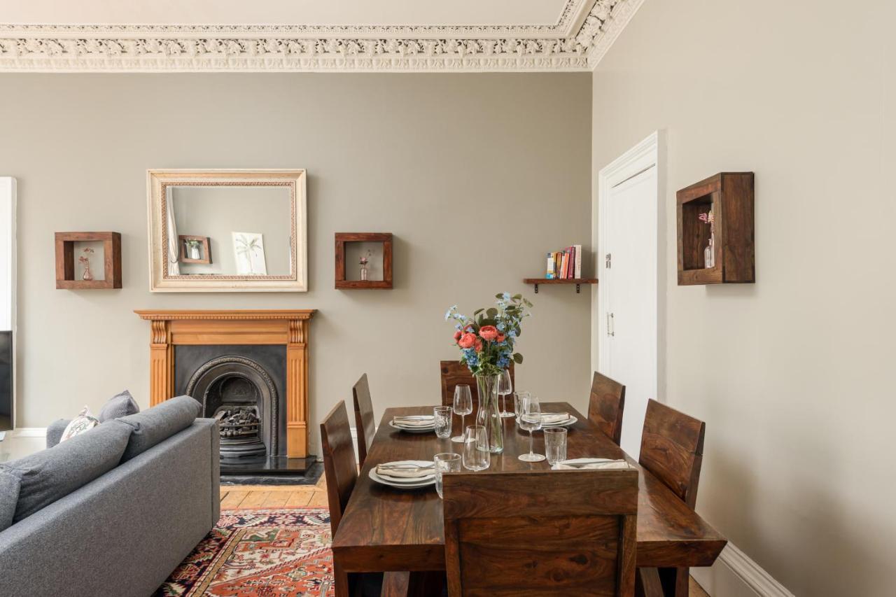 2 Bed Old Town - Next To Castle Apartment *