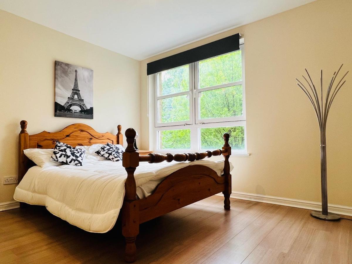 Stunning 2-bed In Free Parking Edinburgh