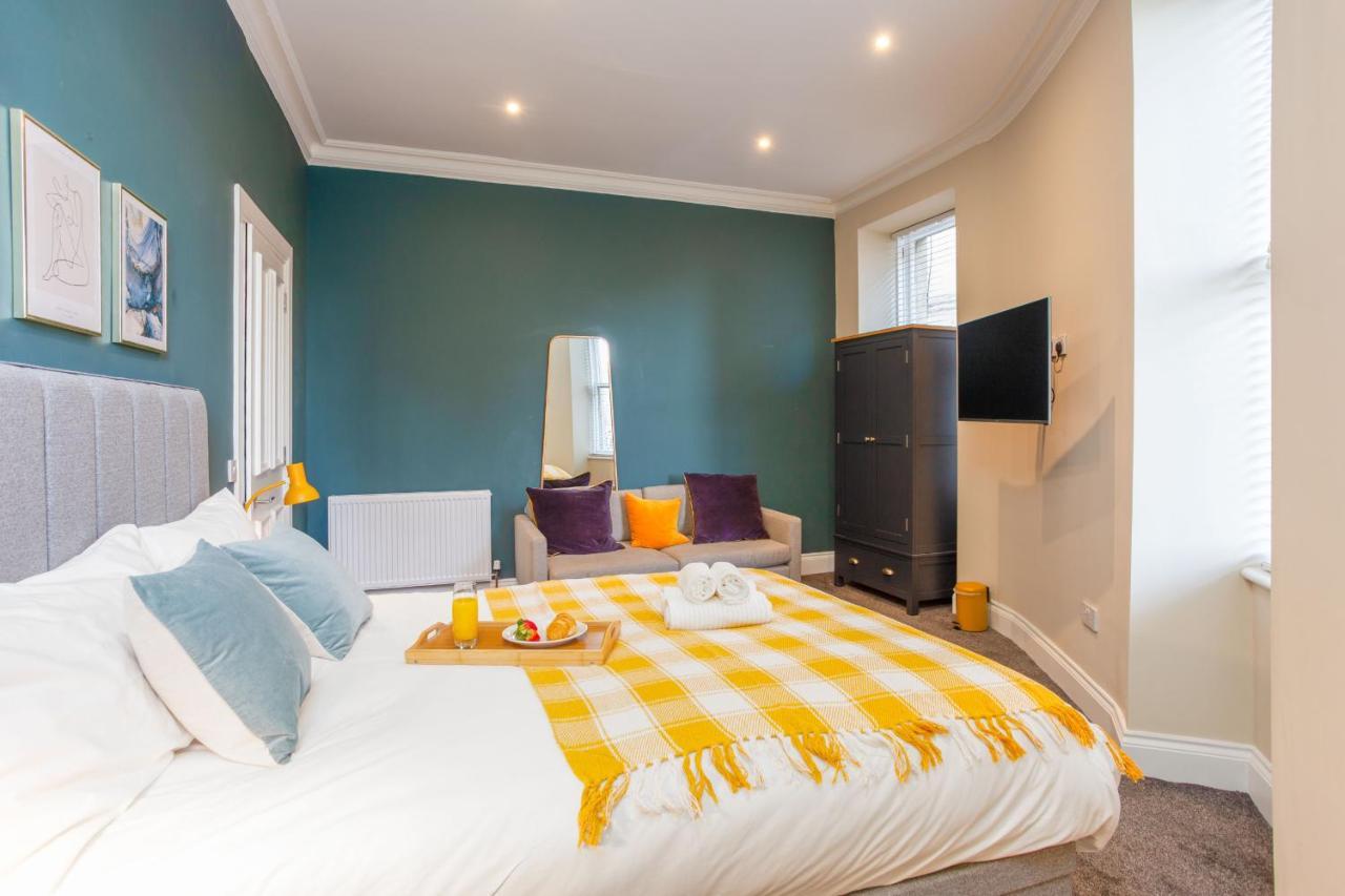 Royal 2bed Center *