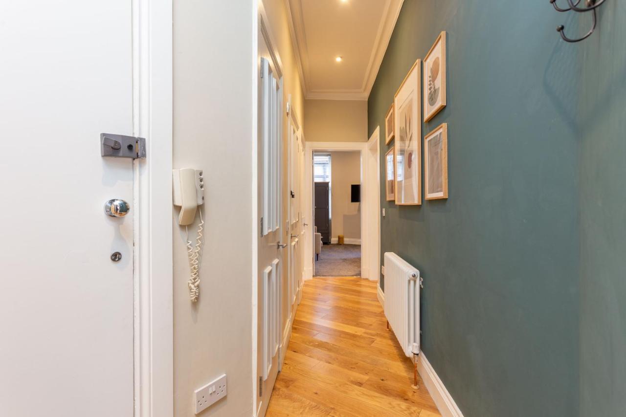 Royal 2bed Center Apartment