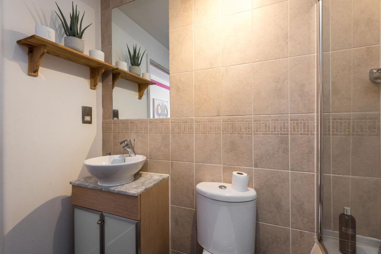 Appartement Modern Spacious 3 Bedroom Centre - Free Parking - Private Balcony Édimbourg
