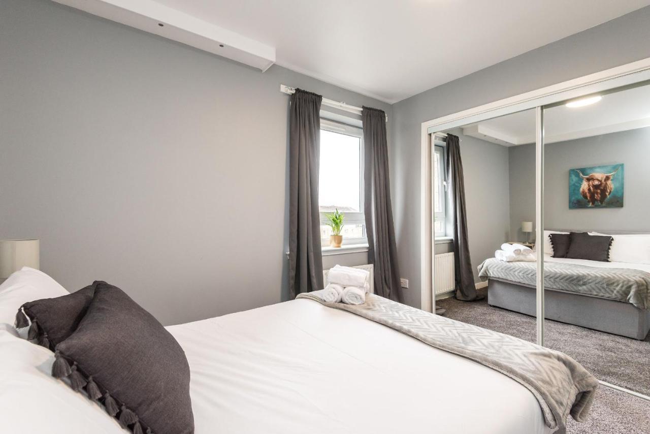 Appartement Modern Spacious 3 Bedroom Centre - Free Parking - Private Balcony *
