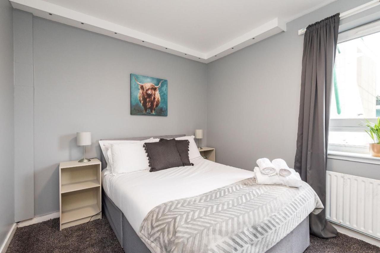Appartement Modern Spacious 3 Bedroom Centre - Free Parking - Private Balcony