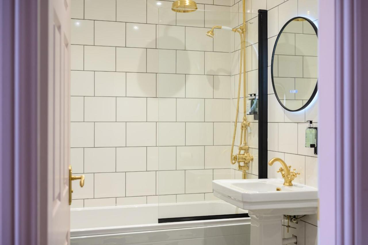 Charming Large Family With Kitchenette Holiday home Edinburgh