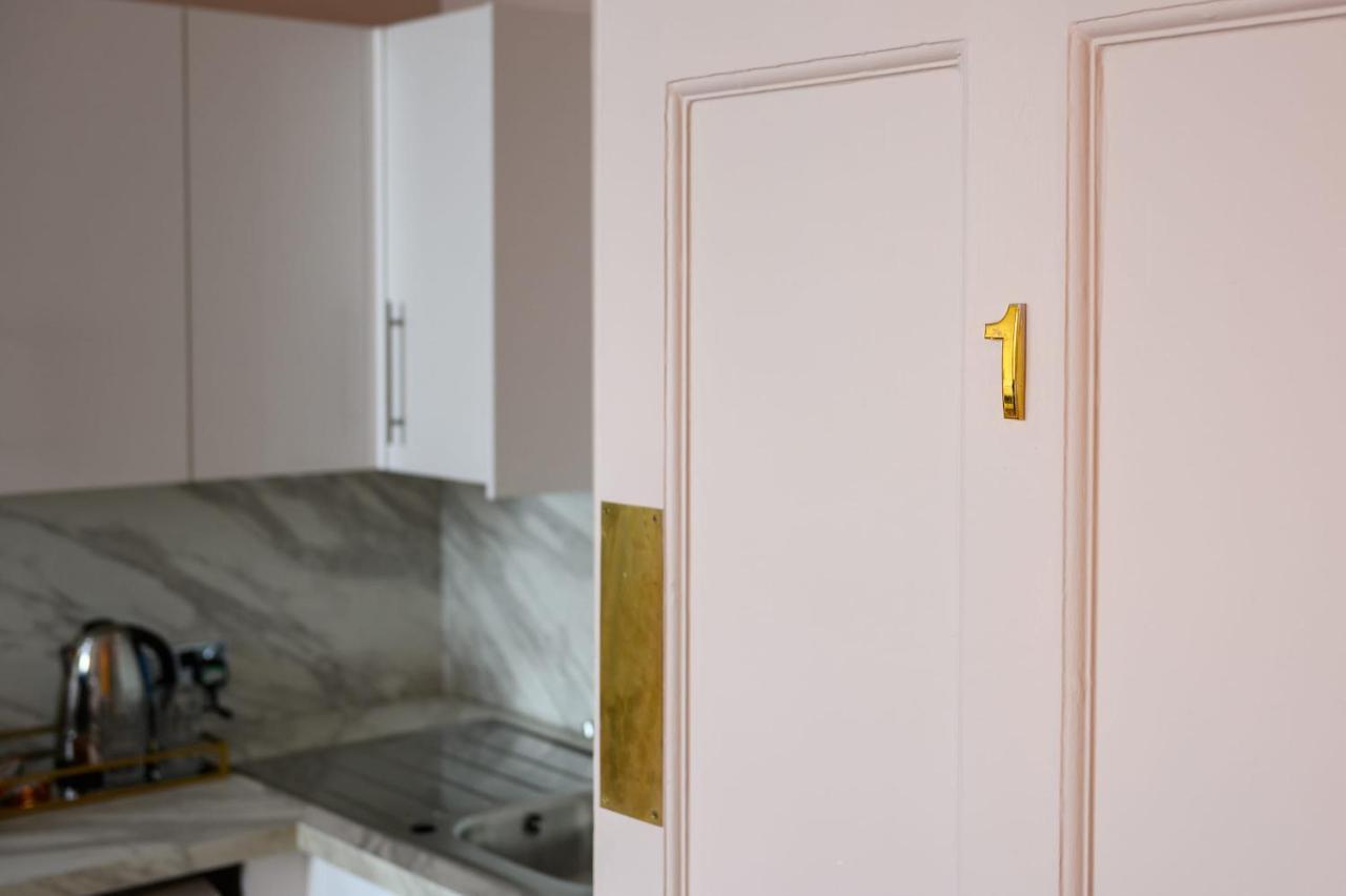 Charming Large Family With Kitchenette Holiday home