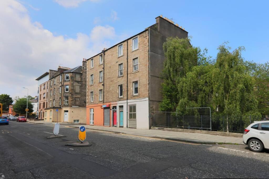 Apartment Cosy & Broughton 2br Near Centre *