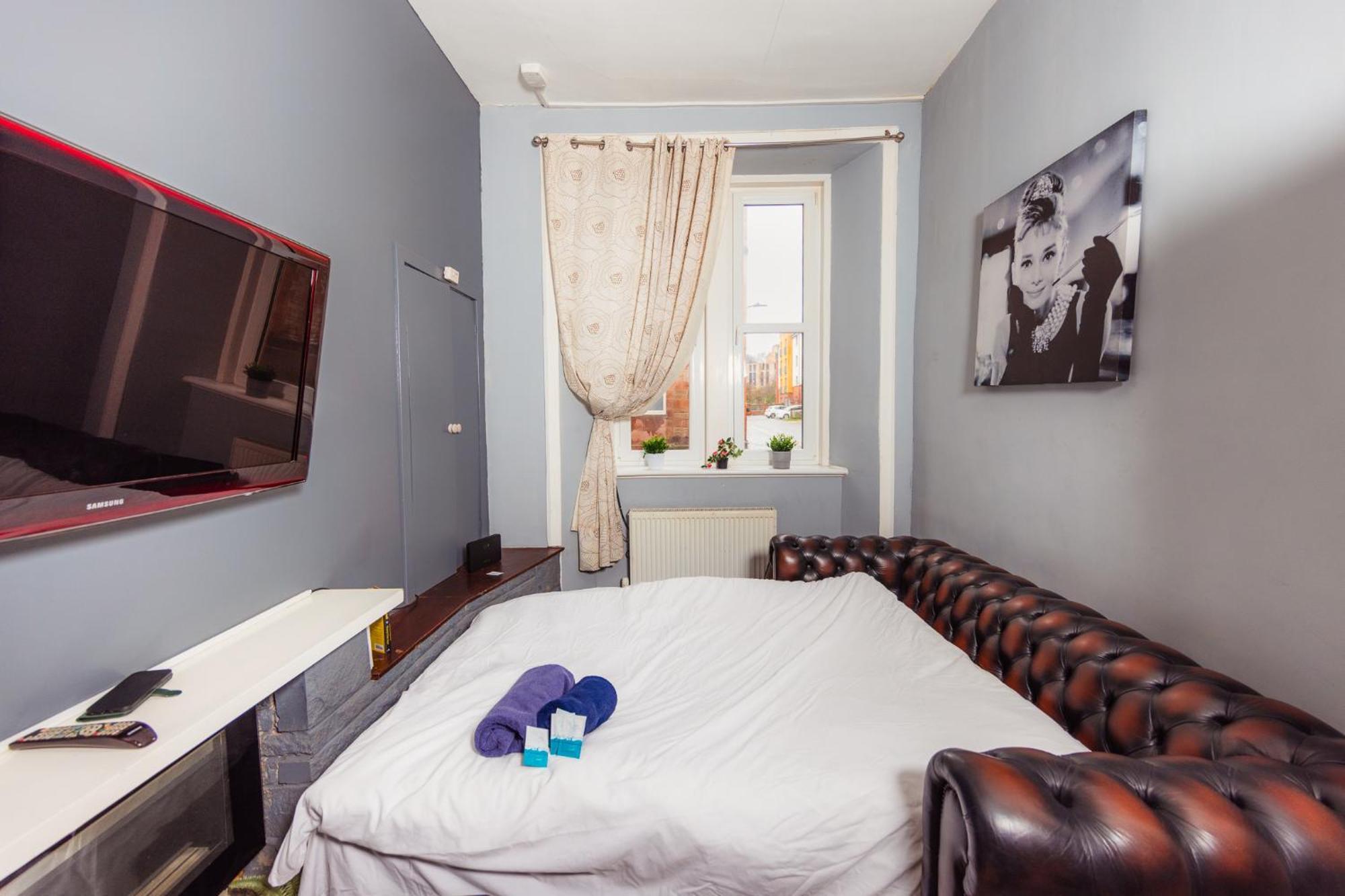 Apartment Warm 1 Bed By Holyrood Palace And Park! *