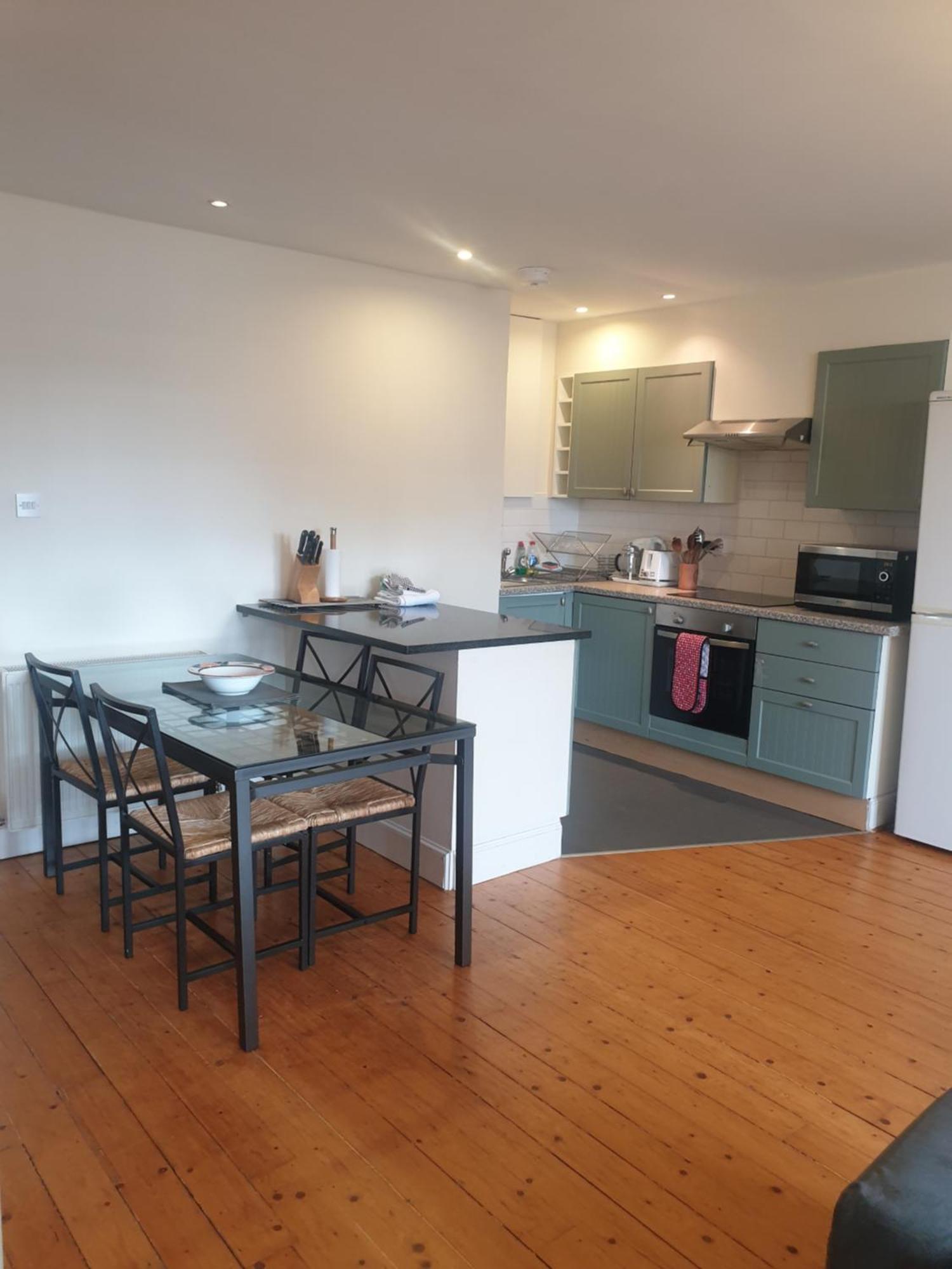 Rose Street 2 Bedroom Apartment EDI