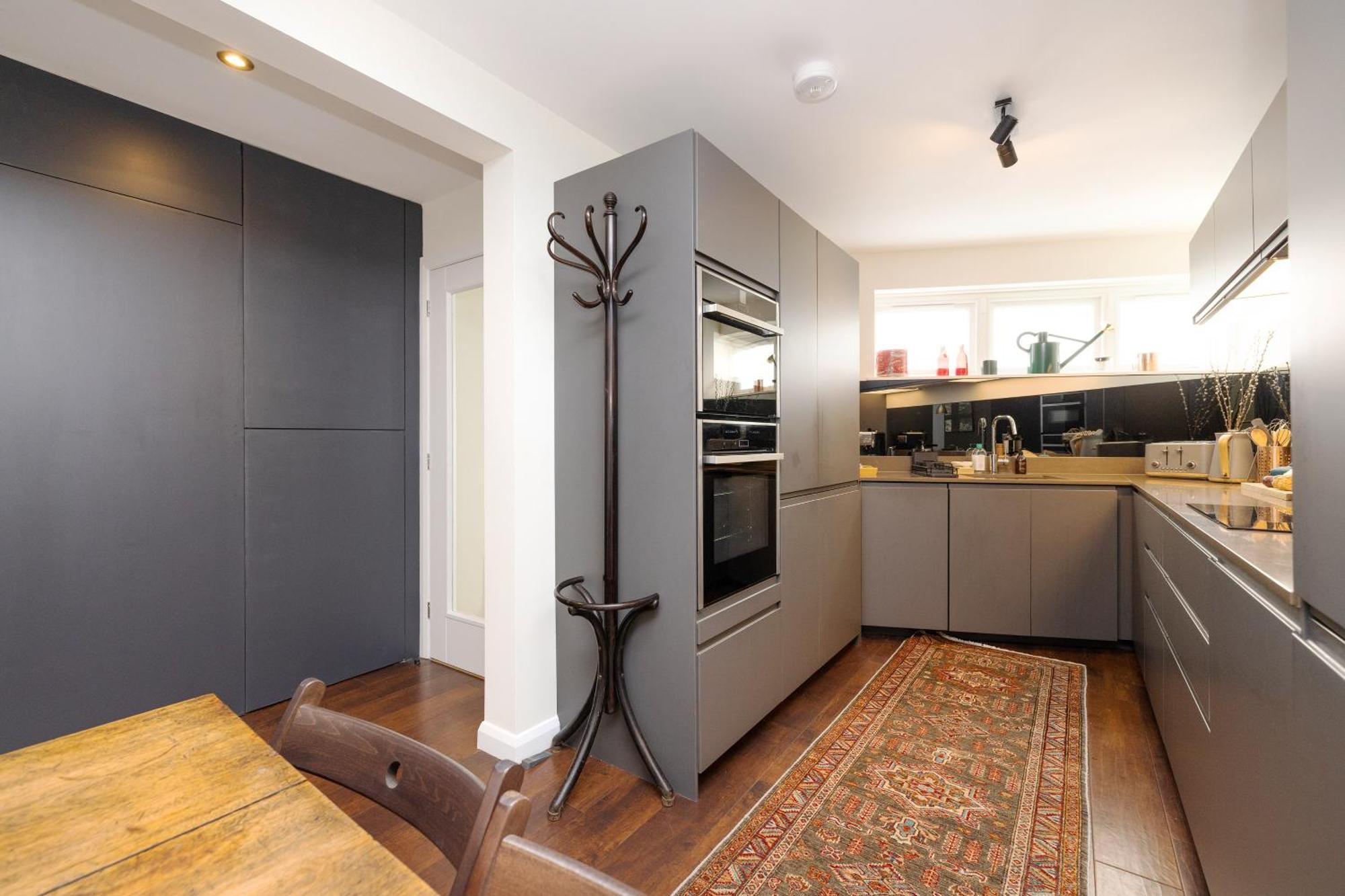 Joivy Delightful Maisonette Near Castle Edinburgh
