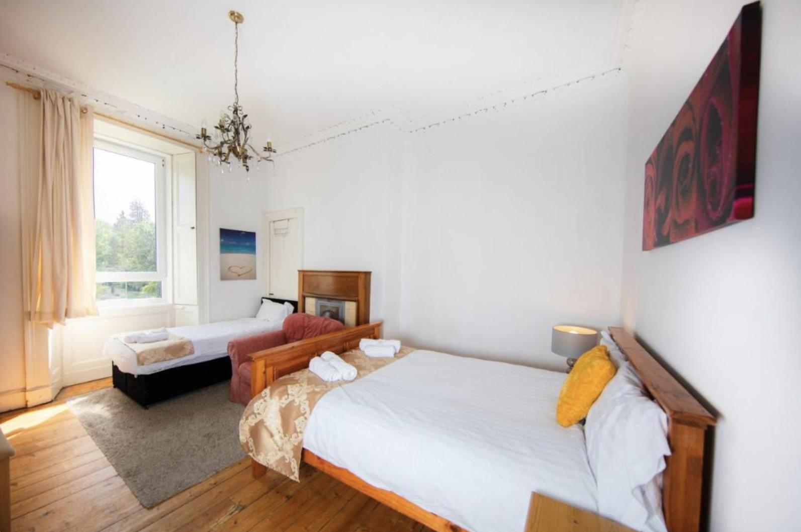 Comfortable And Spacious Retreat By The Meadows! *