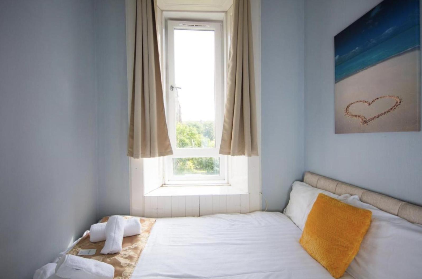 Comfortable And Spacious Retreat By The Meadows! EDI