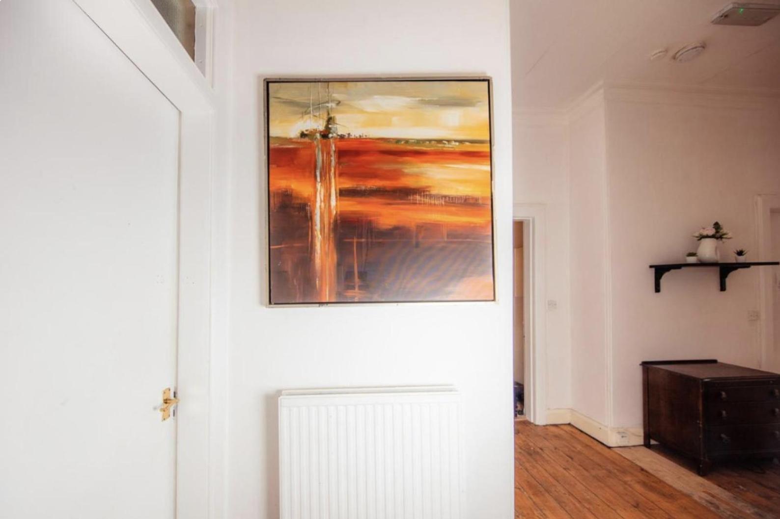 Comfortable And Spacious Retreat By The Meadows!
