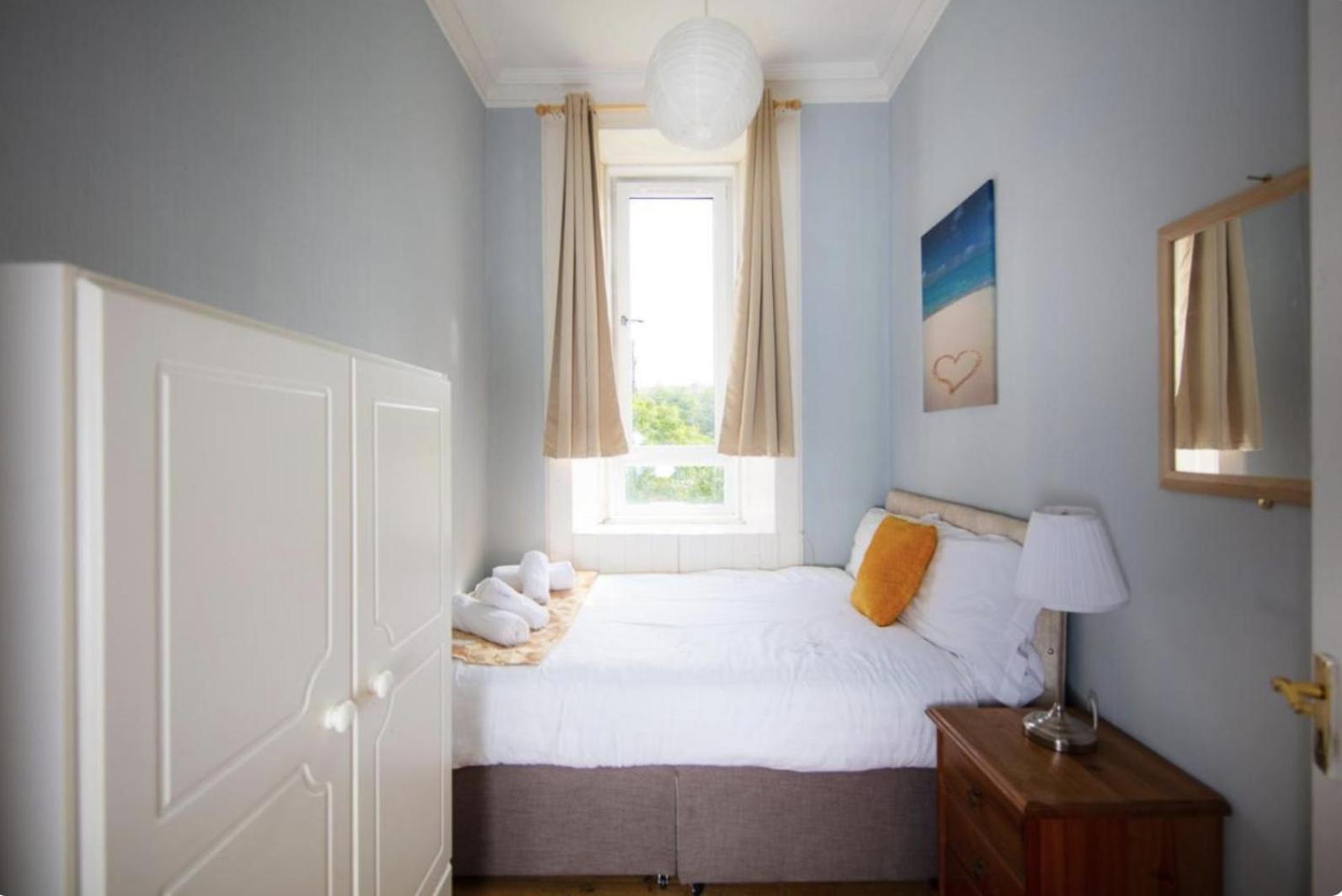 Apartment Comfortable And Spacious Retreat By The Meadows! EDI