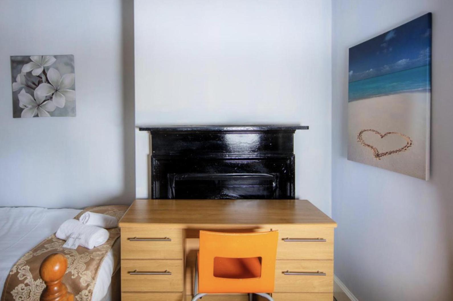 Comfortable And Spacious Retreat By The Meadows! Apartment