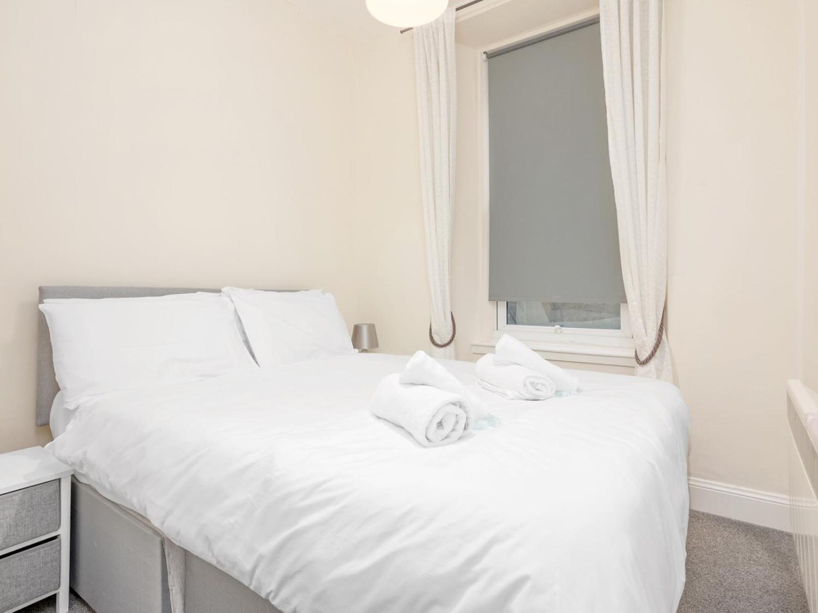 Apartment Pass The Keys 2br