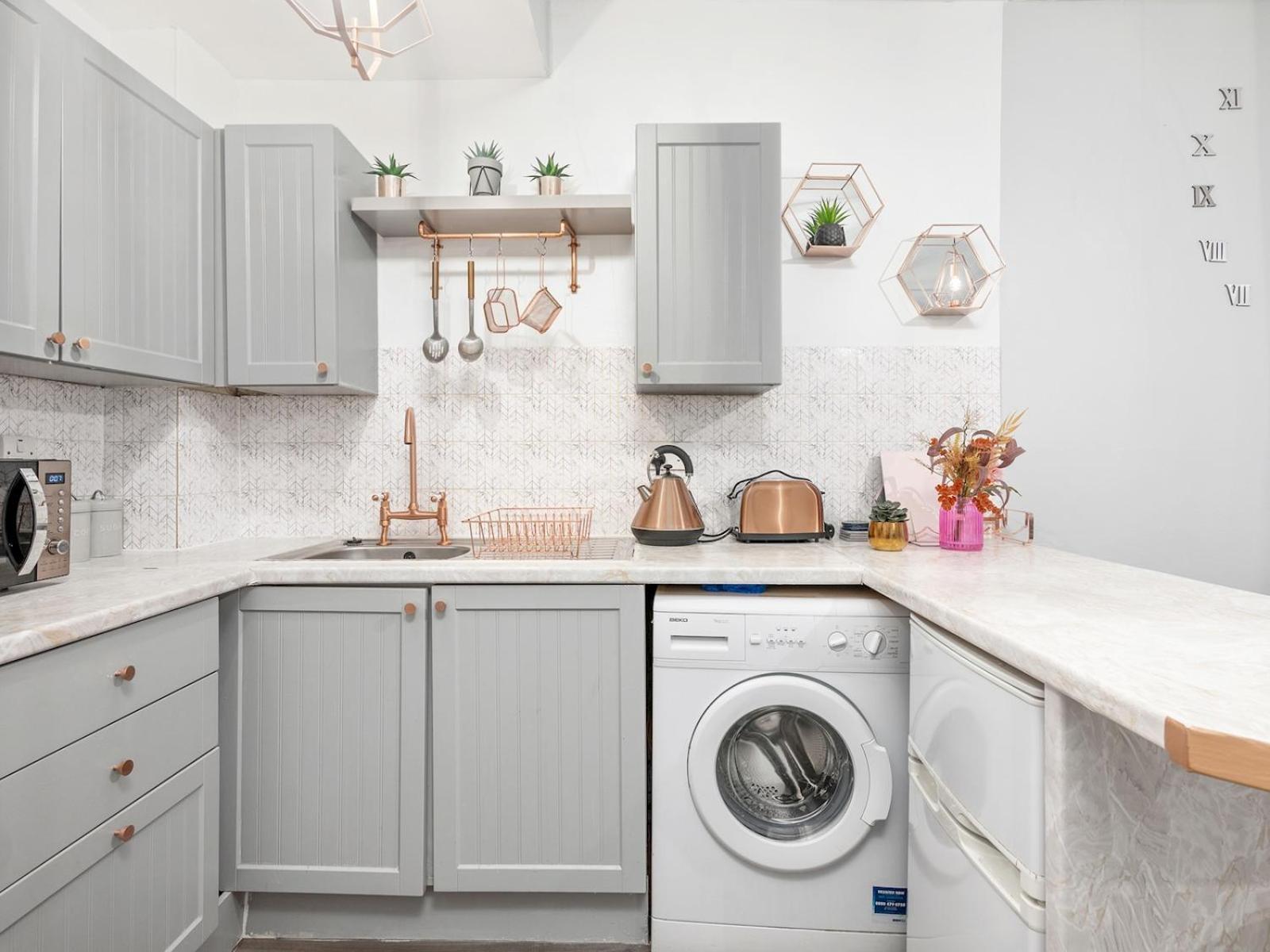 Pass The Keys 2br * Edinburgh