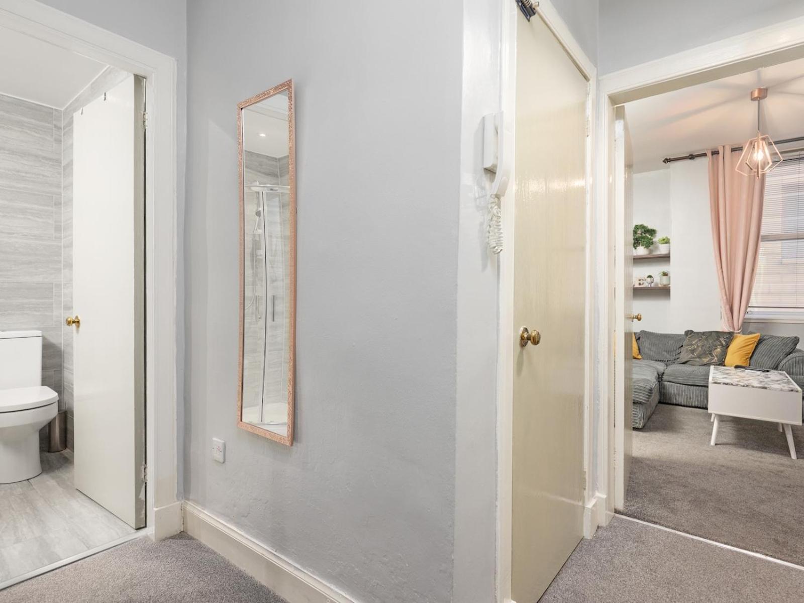 Pass The Keys 2br * Edinburgh