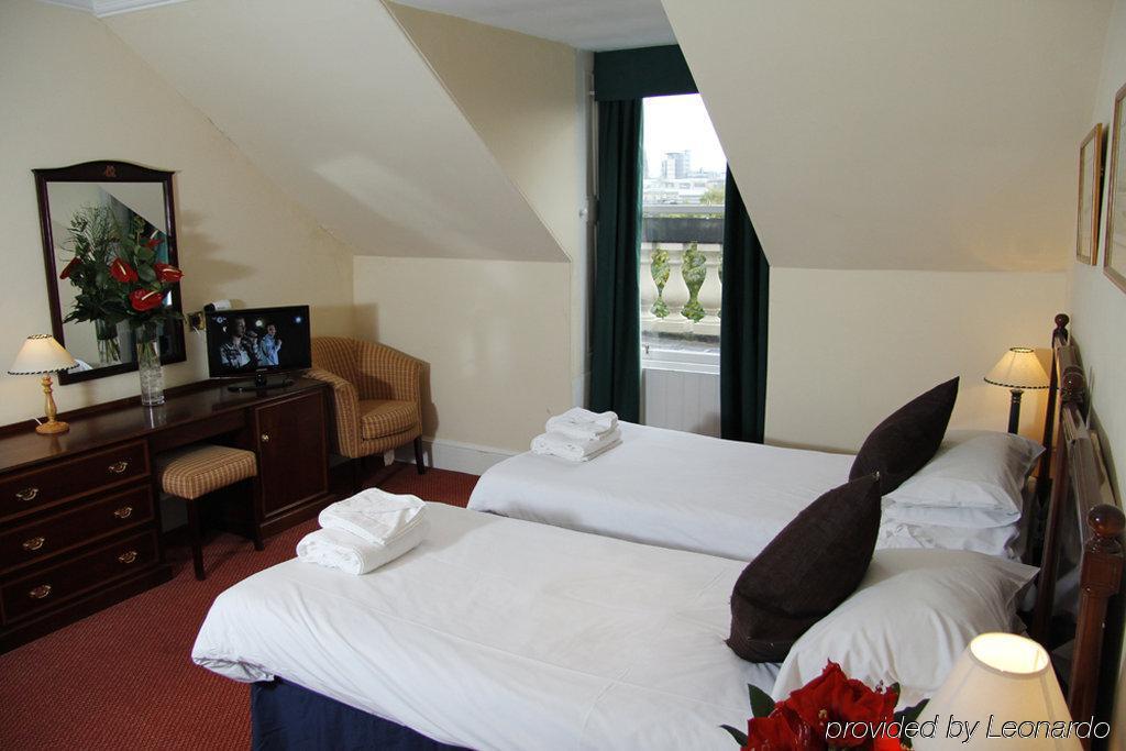 Grosvenor Apartment