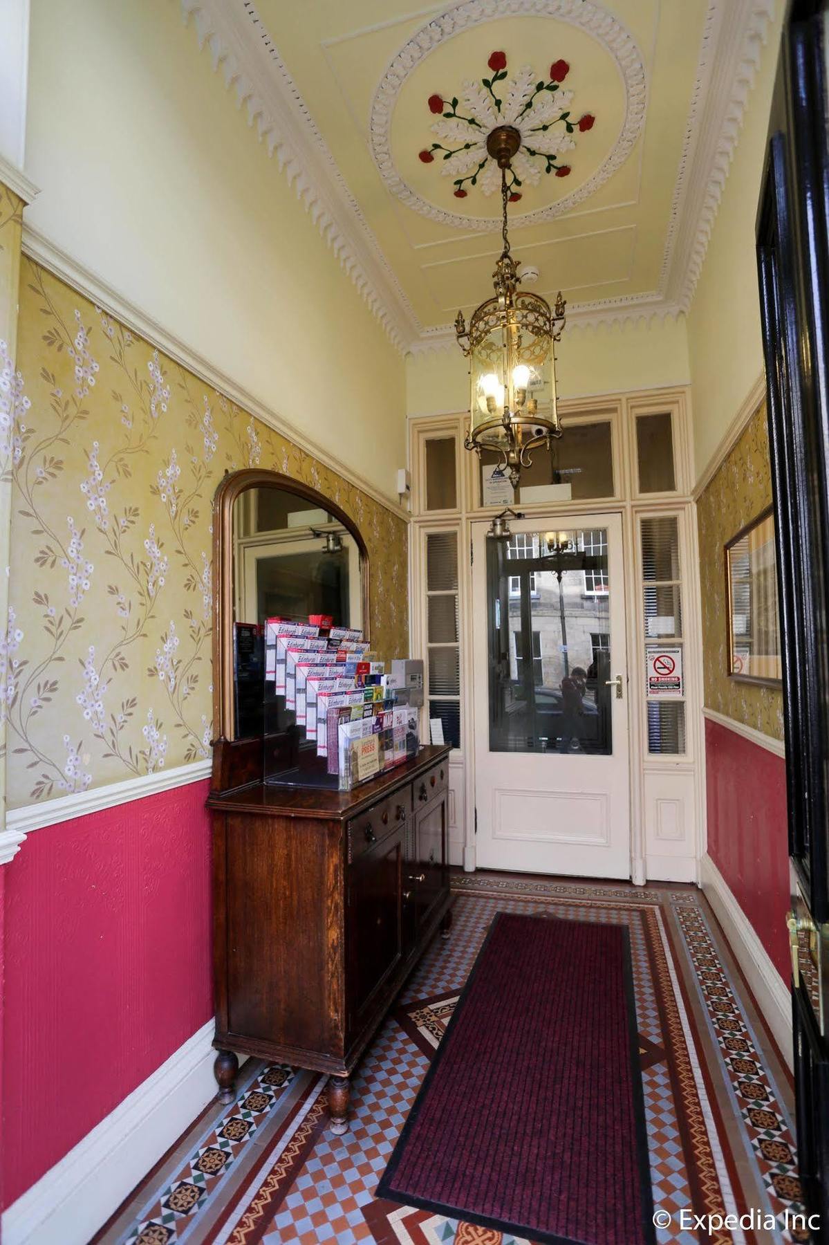 Regent House - Centre 3* Edinburgh