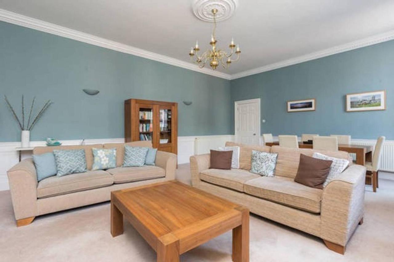 Altido Amazing Hanover St Apt In Centre 2br, 2bath *