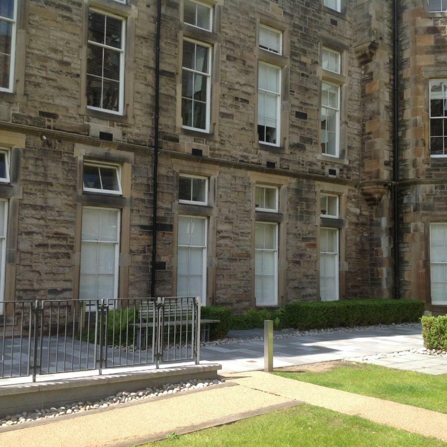 City Centre Castle Walk Edinburgh