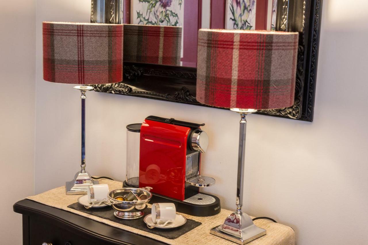 The Bonnie Bide Awa' Edinburgh