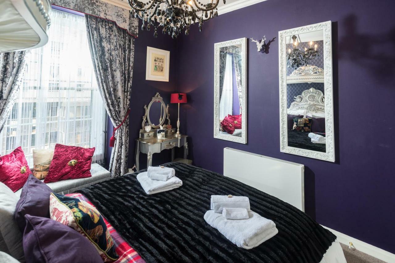 The Bonnie Bide Awa' Apartment
