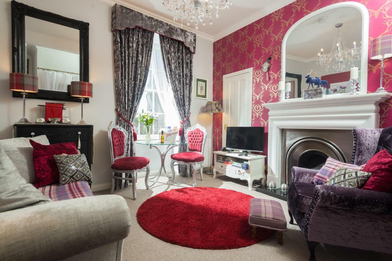 The Bonnie Bide Awa' Apartment *