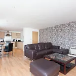 Stylish Garden View Apartment