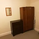 Clerk Street Apartment