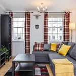 Joivy Heart Of Grassmarket Apartment