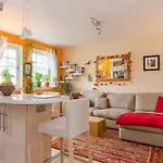 Guestready - Cosy & Bright - Central Flat